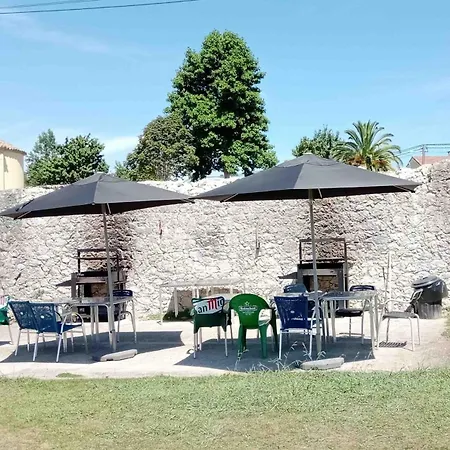 Palacio De *